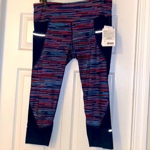 Athleta Jigsaw Print Relay 2.0 Capri Pants Sz PL